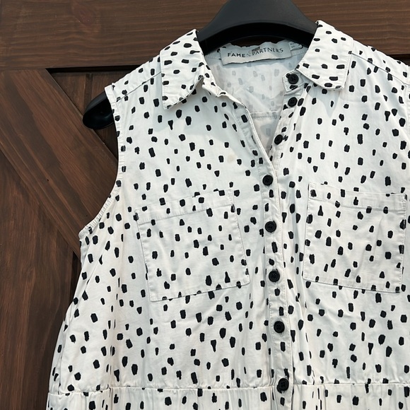 Fame and Partners Dress Size 4 - Picture 2 of 5